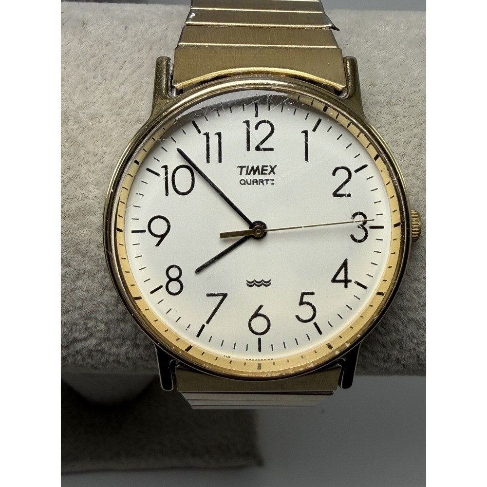 Timex Vintage 1991 Mens Watch New Battery 32MM 6.75" Stretch‎ Band Easy Reader